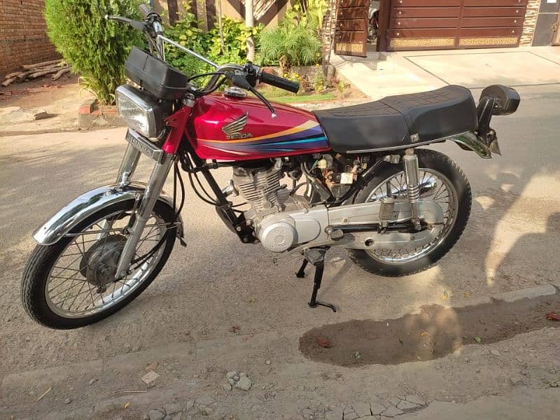 Honda cg 125 2011 1