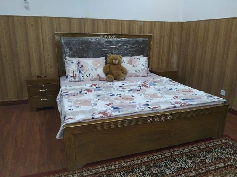 bed set with side table 5