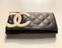 Chanel Clutch/Purse Amazing Article 0