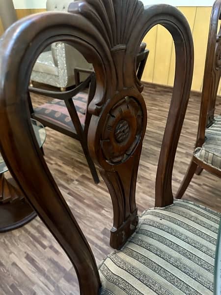 Solid wood Dining Table with 6 chairs 3
