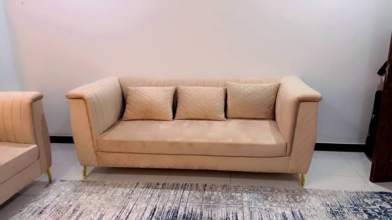 7 seter sofa set for sale 3