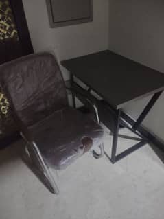 computer Table and chair for sale 0