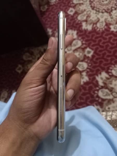 iPhone X PTA APPROVED with box all ok all genuine only screen dot 6