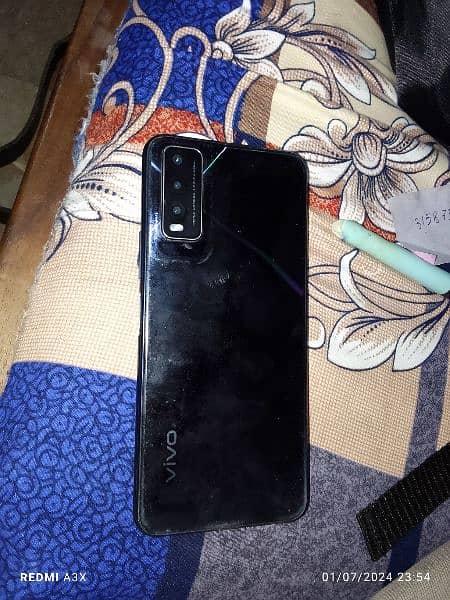 Vivo Y 20s 3