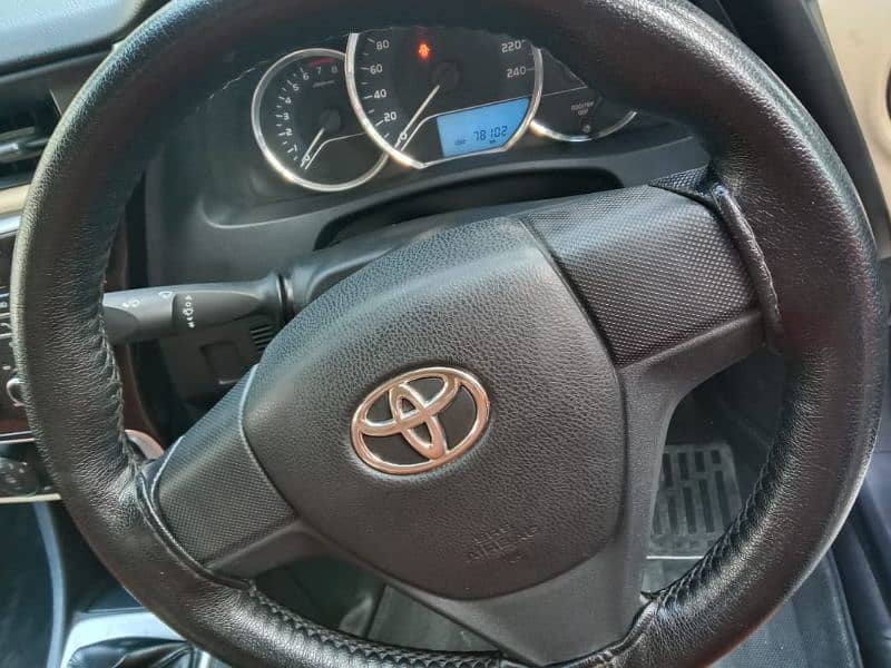 Toyota Corolla GLi Manual 9