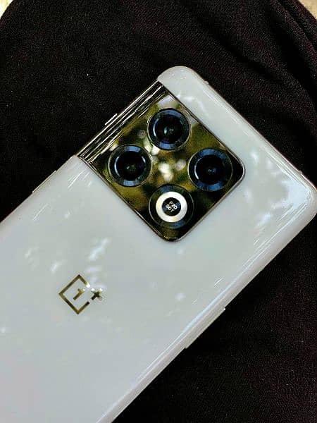 Oneplus 10 pro 12/512 Extreme Edition waterpack 4