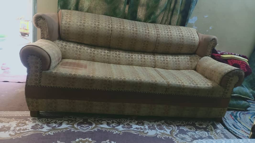 Sofa Set in good condition with Cover 1