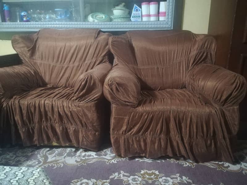 Sofa Set in good condition with Cover 2