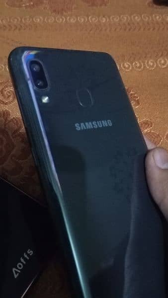 Samsung galaxy A20 panel change with box & charger. 5