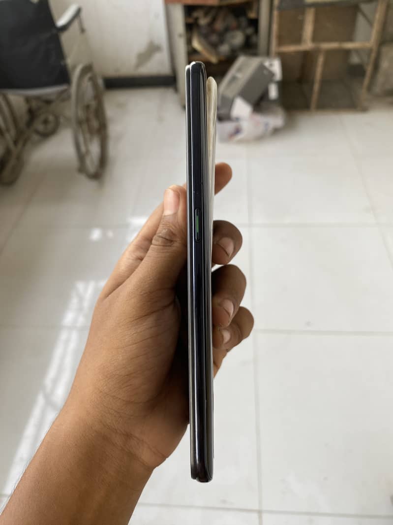 Oppo f 11 2