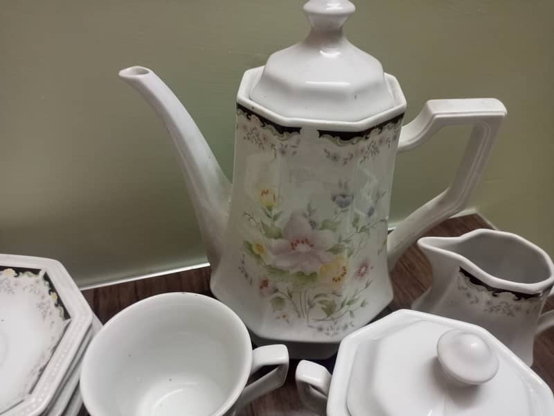 Tea set 0