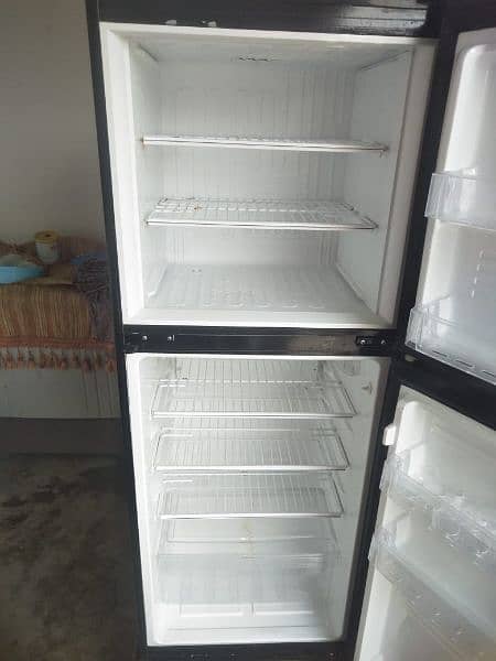 pel Fridge 2350 Model 10/10 like new 2