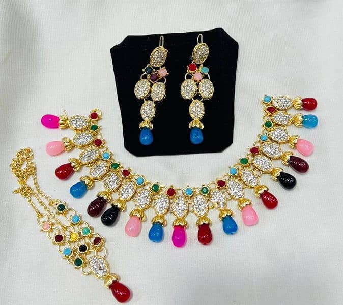 sale on women necklace 0