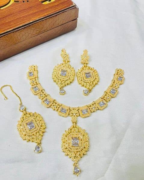 sale on women necklace 2