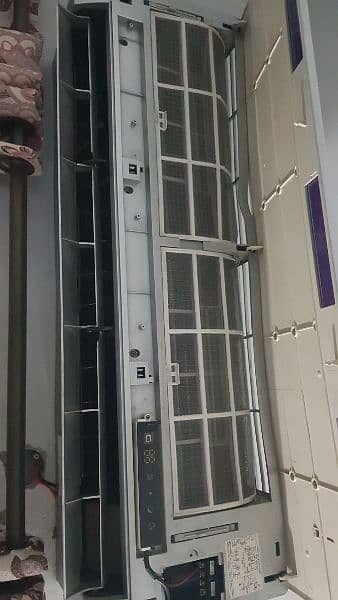 Non inverter 1.5Ton Air Conditioner Gallanz in brilliant condition 2