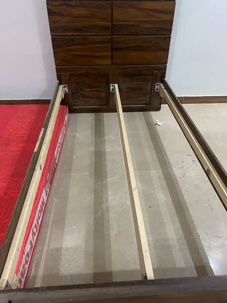 Good Condition Single Bed 3