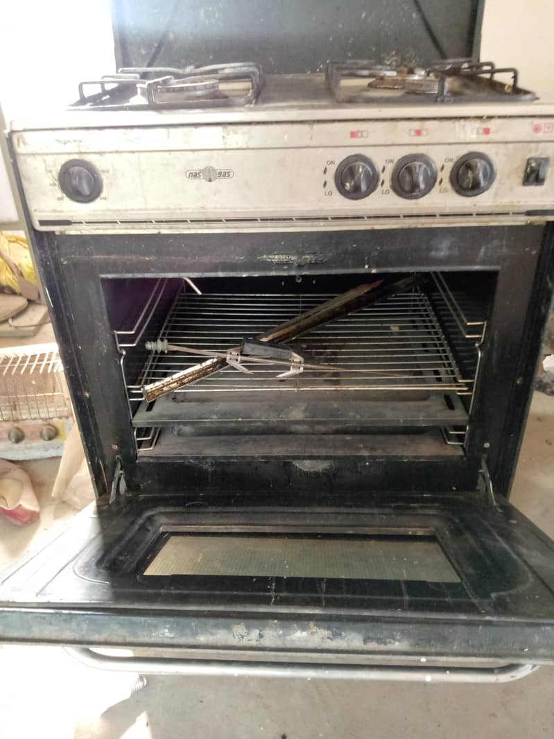 3 Burner Cooking Range 4