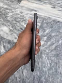 IPHONE 11 64GB (URGENT SALE) SIM TIME AVAILABLE 0