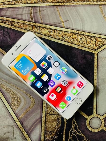 I Phone 7 Plus Gold PTA APPROVED 1