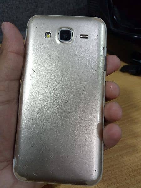 Samsung Galaxy j5 2/8gb 2