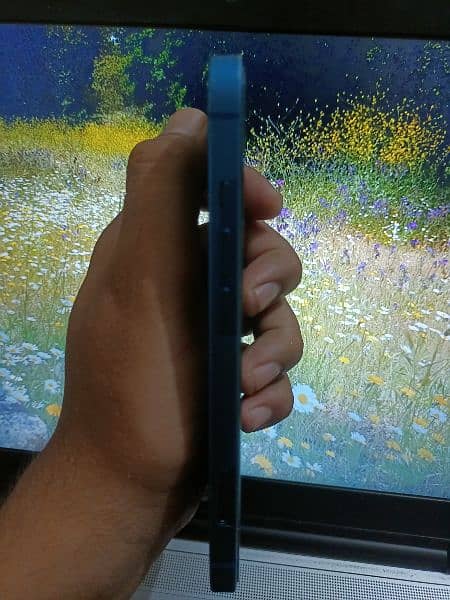 iPhone 13 128gb Factory Unlocked 4