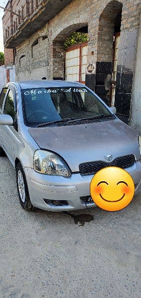 Toyota Vitz 2004 3