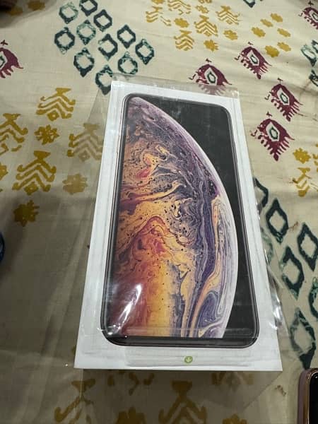 apple iphone xs max gold pta approved 2