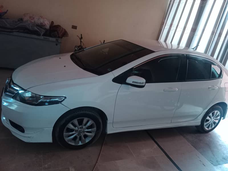 Honda City aspire 1.3 manual 2016 7