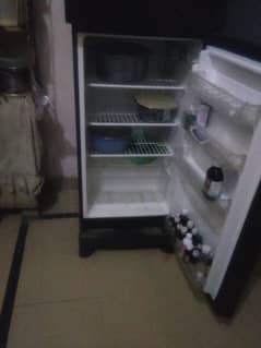 Hier fridge sell height 6fit 0