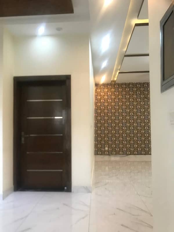 10 Marla Upper Portion Lower Lock For Rent In JANIPER Block BAHRIA Town Lahore 1
