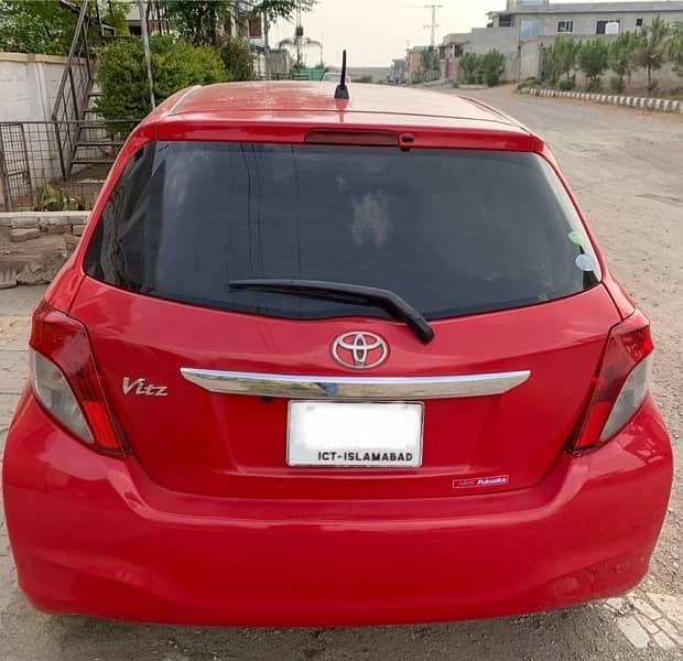 Toyota Vitz 1.0 1