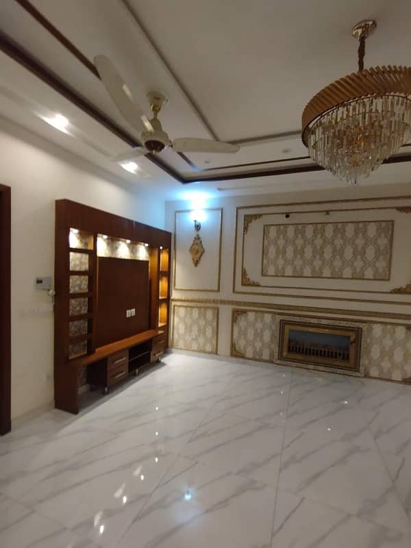 10 Marla Brand New House For Rent In Sector C BAHRIA Town Lahore 8