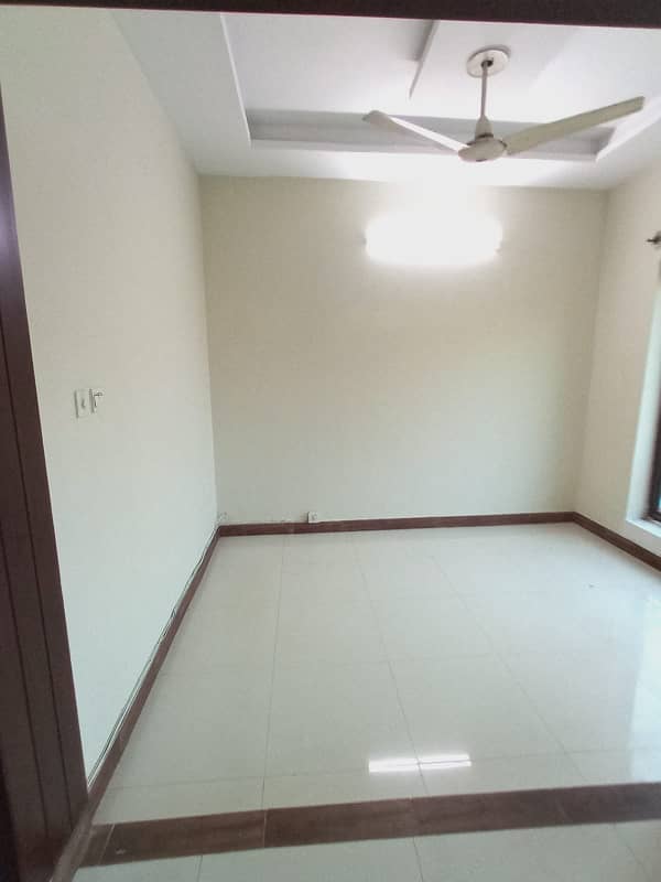 10 Marla triple-story & corner house for sale in Bahria Town Ph;4 Rawalpindi 4