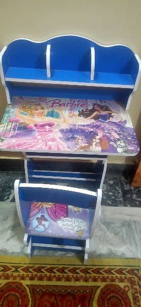 kids study table with chair 10/10 condition mai hai bilkul use nai hui 0