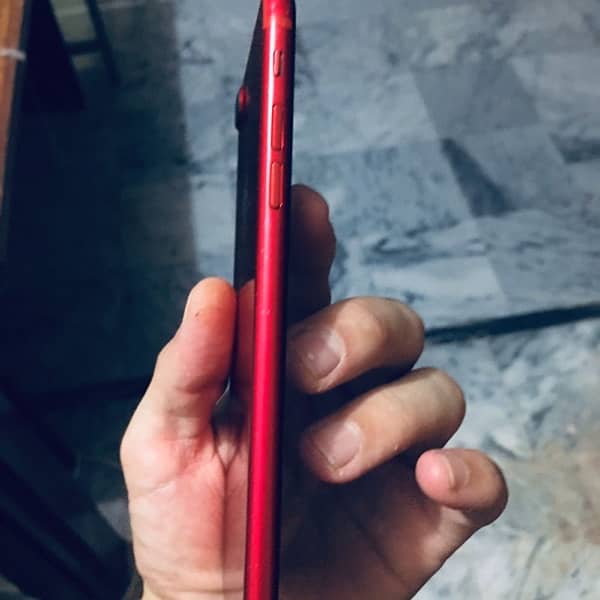 I want urgently sale iPhone 7 Plus red lush condition 35GB pta approve 3