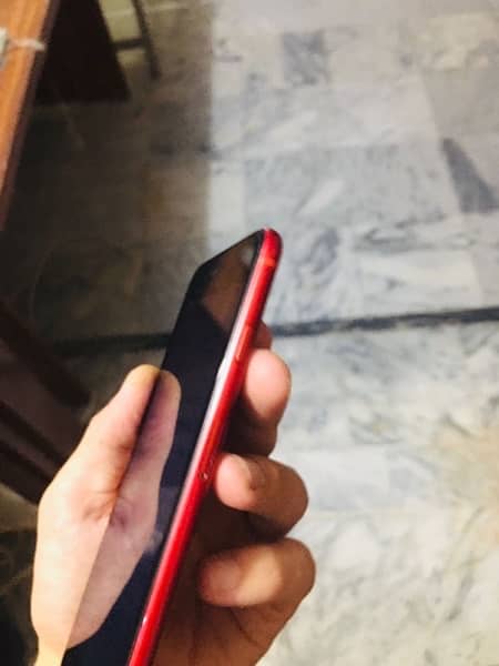 I want urgently sale iPhone 7 Plus red lush condition 35GB pta approve 6