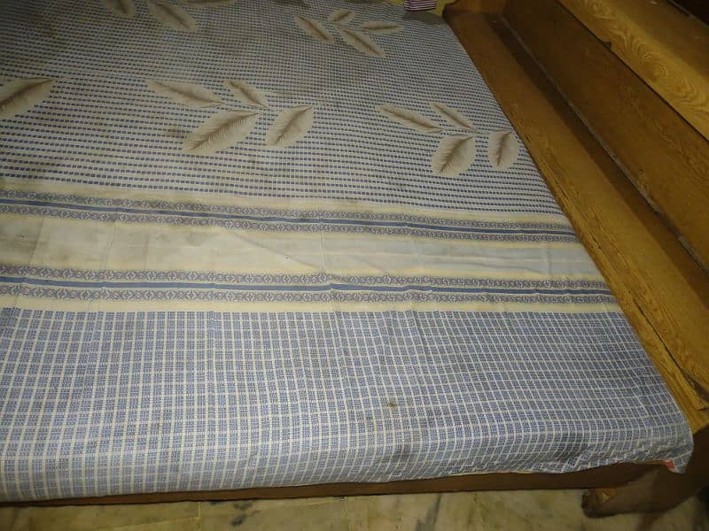 king size bed with matress 2