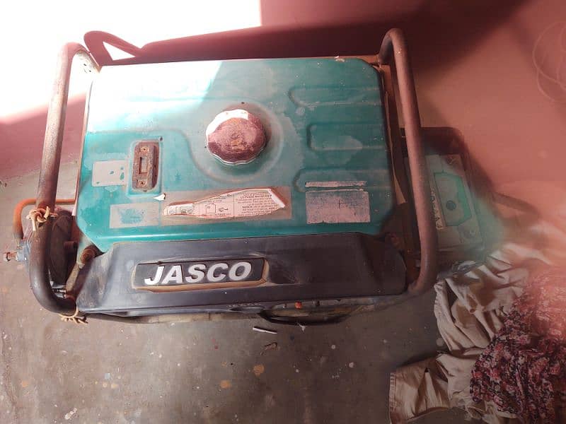 JASCO 2.5 KVA portable generator 2