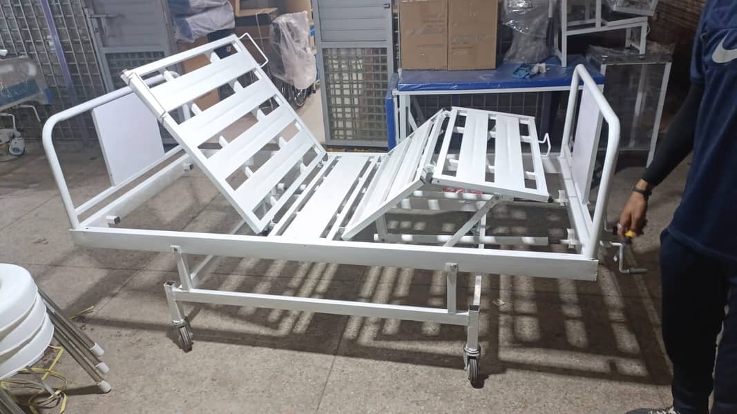 Hospital Bed | Patient Bed | ,Electrical Bed| Availabe on Rent & Sale. 4