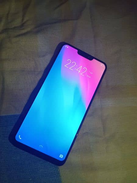 vivo y85 in good condition best for kinds 4/64 exchage possible 0