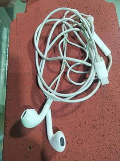 11 pro max original handfree available in good condition