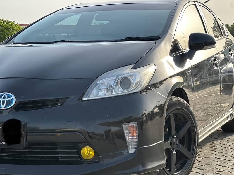 Toyota Prius 2013 1