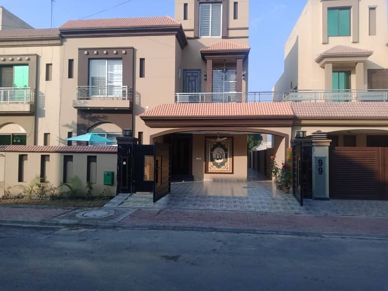 10 Marla Luxury Furnished House For Rent In Bahria Town Lahore 0
