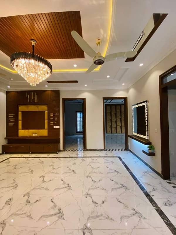 10 Marla Brand New Luxury House For Rent In Bahria Town Lahore 1