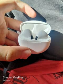 Pro 6 Airpods Full HD White Color 0