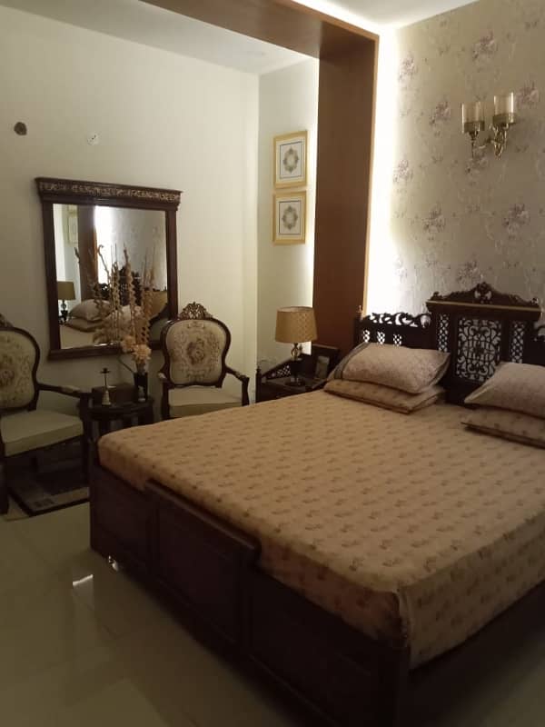 10 Marla Brand New Luxury Furnished Lower Portion For Rent In Bahria Town Lahore 4