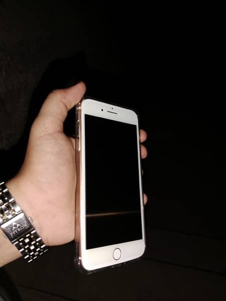 iPhone 8 Plus 10/10 condition 2