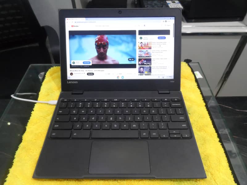 Lenovo 100E Chromebook 4GB RAM , 16GB Storage Built in Playstore ! 3