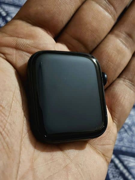 Apple Watch SE 2nd Gen 44mm 2