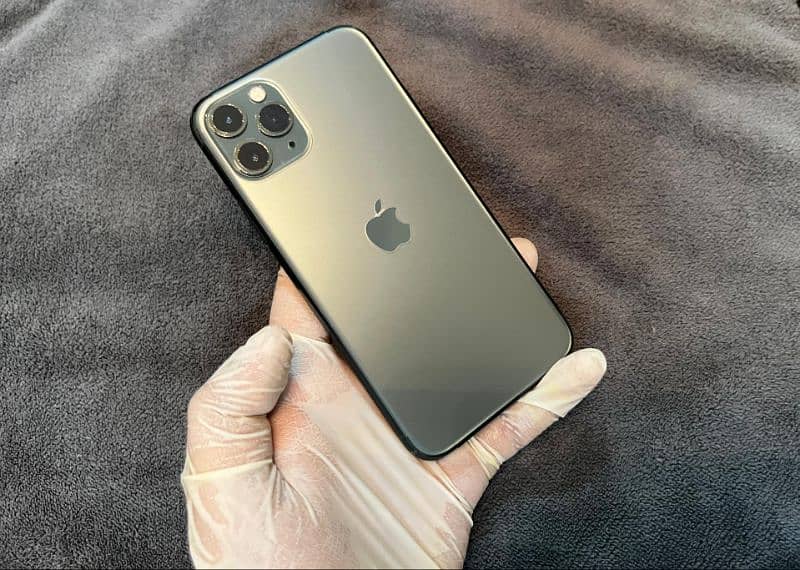 iPhone 11 Pro 256GB Factory (Non-Pta) 1